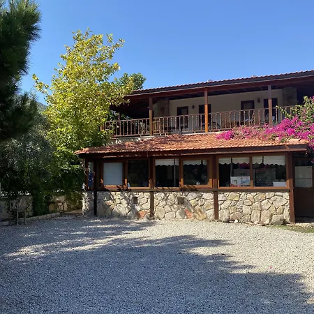 Belfin Pansiyon Ovabuekue Apartmanhotel Döşeme