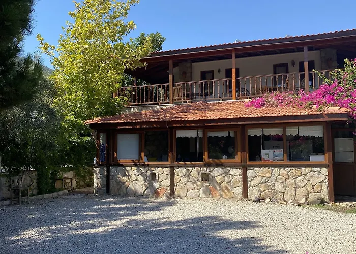 Belfin Pansiyon Ovabuekue Hotel apartamentowy Döşeme